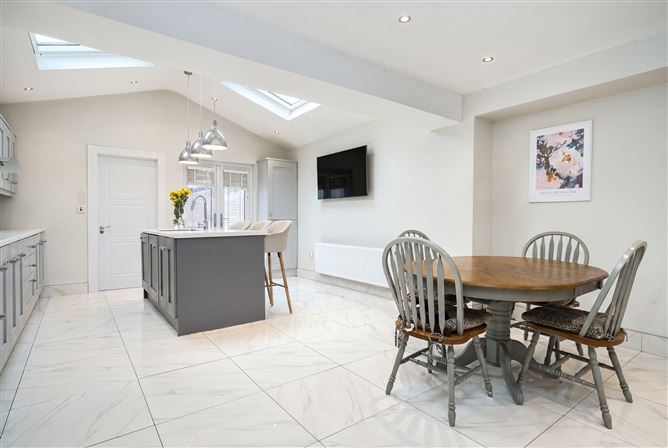 Photo 10 of 25 — 64 Kildonan Road, Finglas, Dublin 11