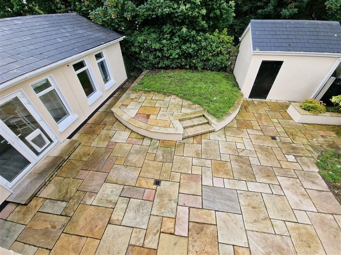 21 Ard Aoibhinn, Limerick Road, Ennis, Co. Clare