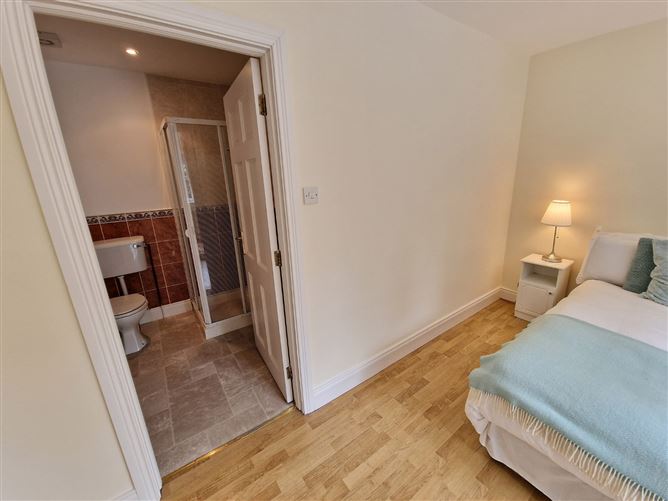 21 Ard Aoibhinn, Limerick Road, Ennis, Co. Clare