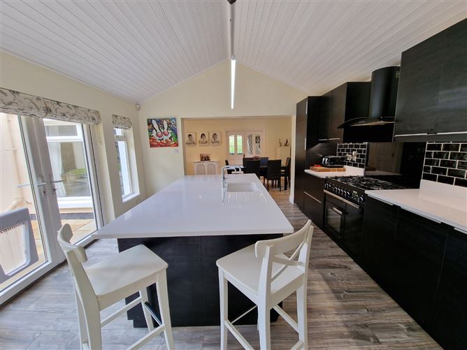 21 Ard Aoibhinn, Limerick Road, Ennis, Co. Clare