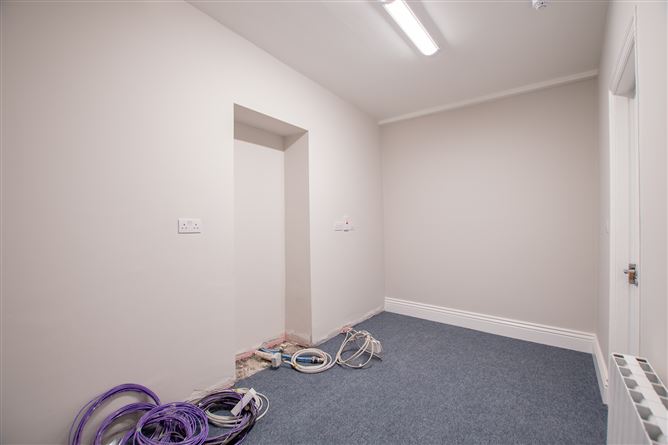 8 Oliver Plunkett Street, Mullingar, Westmeath