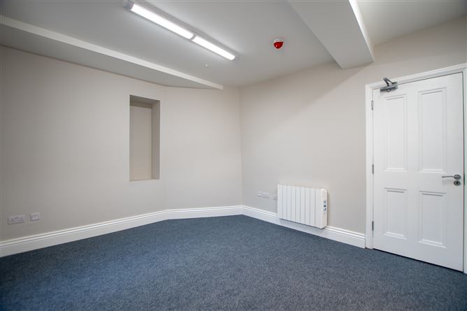 8 Oliver Plunkett Street, Mullingar, Westmeath