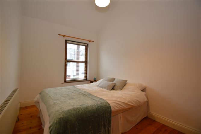 6 Mount Vernon Terrace, St Lukes, Cork