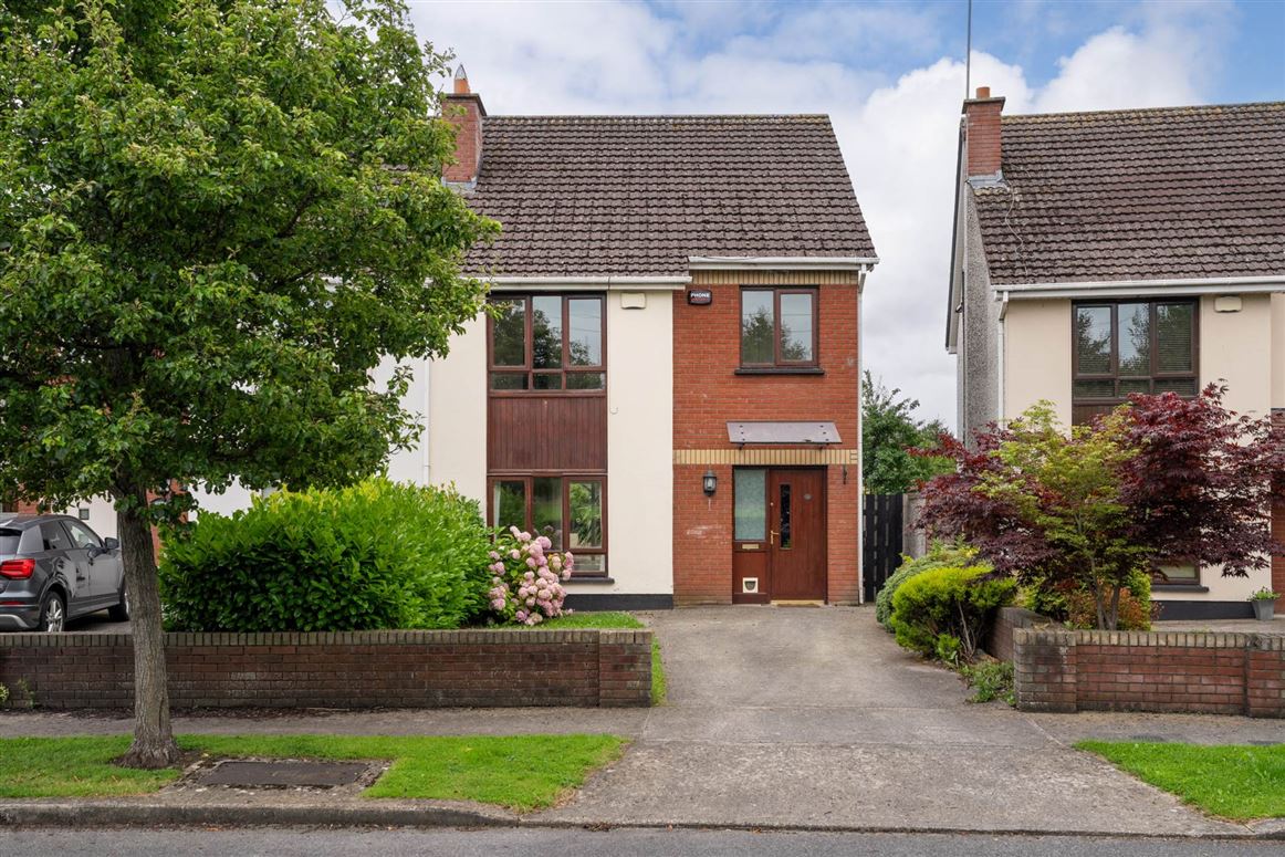 12 The Crescent, Hazelhatch Park, Celbridge, County Kildare