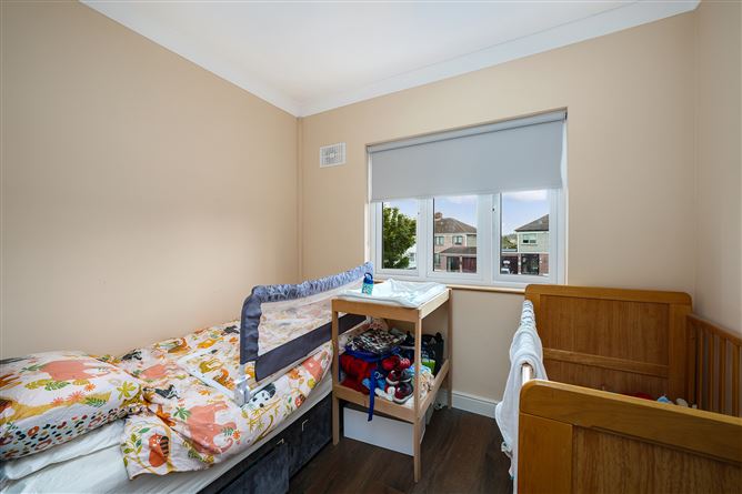 76 Wheatfield Road, Palmerstown, Dublin 20