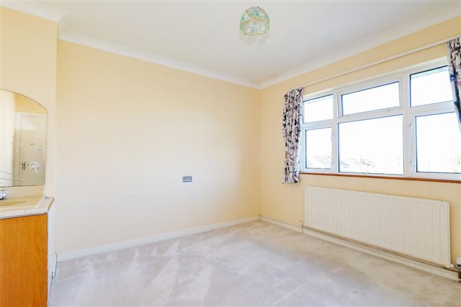 15 Renmore Road, Renmore, Galway