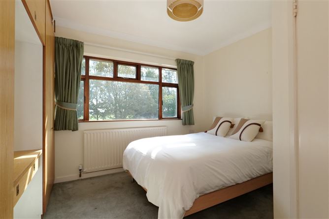 15 Renmore Road, Renmore, Galway