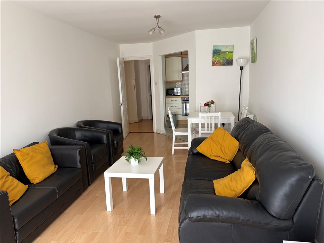 1 Knocklyon Gate, Knocklyon,   Dublin 16, D16 T973