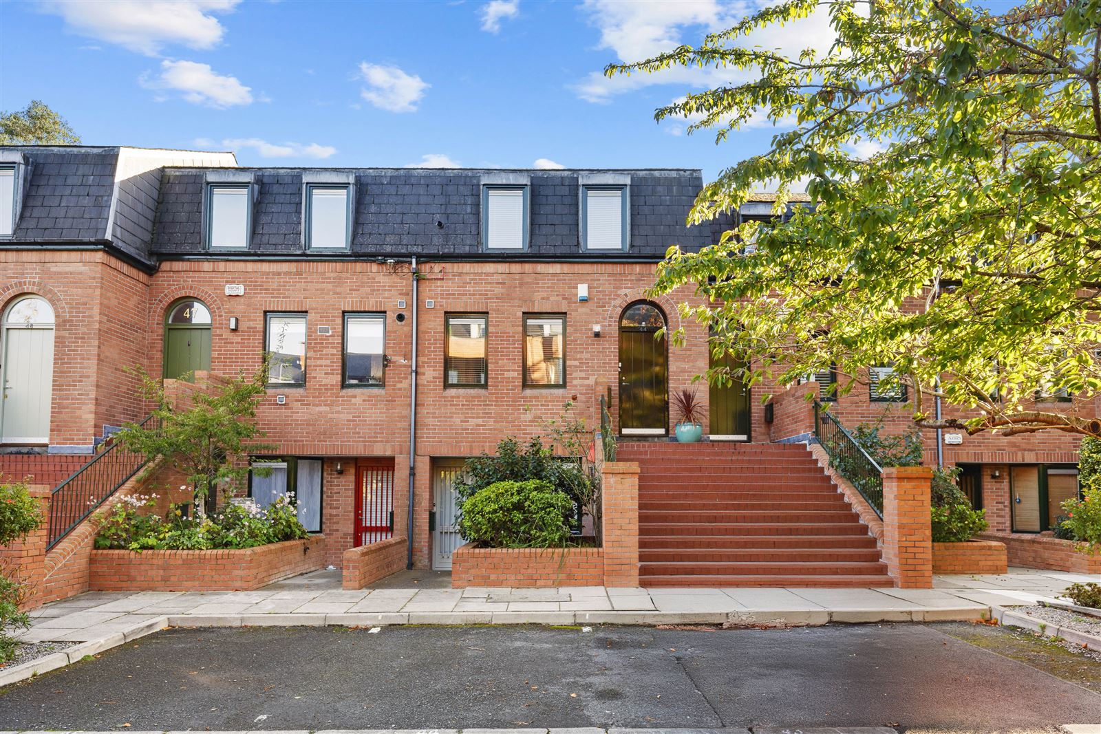Photo 1 of 17 — 44 Balnagowan, Dartry, Dublin 6