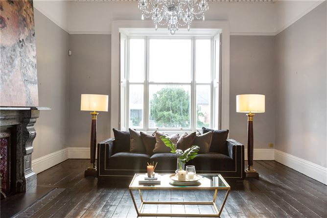 Mulberry, 27 Ailesbury Road, Ballsbridge, Dublin 4