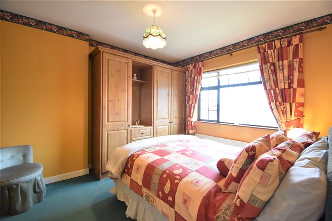 15 Cherryorchard Heights, Enniscorthy, Wexford