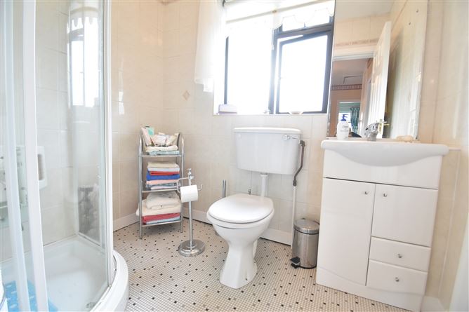 15 Cherryorchard Heights, Enniscorthy, Wexford