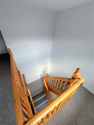 49 De Vesci Court Fairgreen , Portlaoise, Laois