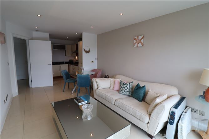 32 Merrion Hall, Mount Merrion Avenue, Blackrock, County Dublin