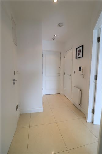 32 Merrion Hall, Mount Merrion Avenue, Blackrock, County Dublin