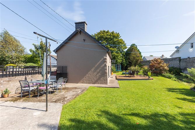 Brook Lodge, Lower Road, Ballinacurra, Midleton, Cork