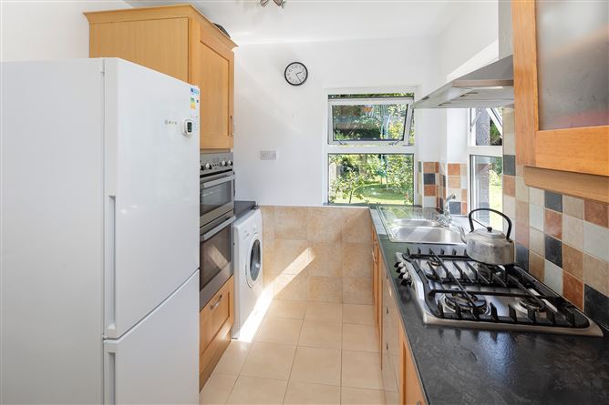 Brook Lodge, Lower Road, Ballinacurra, Midleton, Cork