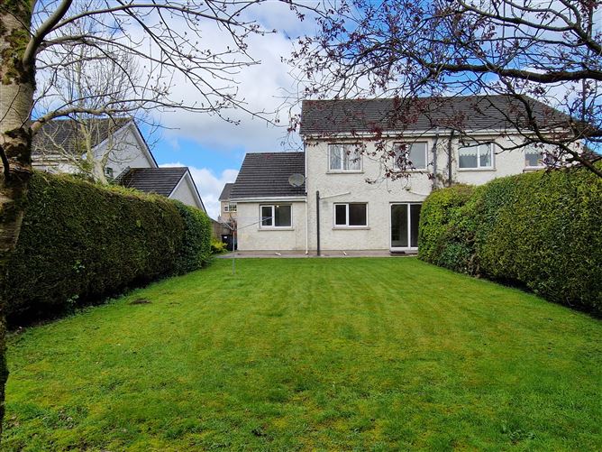 30 Rocklands, Cavan, Cavan