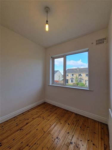30 Rocklands, Cavan, Cavan