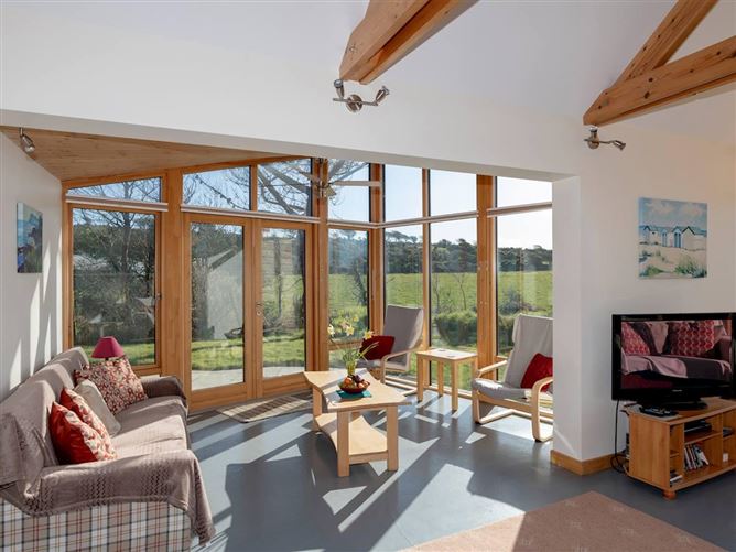 3 Bed in Tramore,Tramore,  Waterford