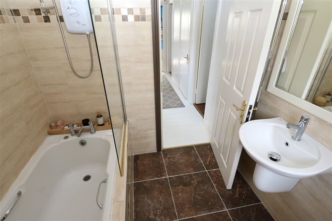 11 The Close, Highlands, Drogheda, Meath