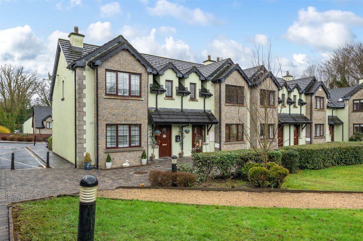 16 Crofton Court, Lough Rinn Estate, Mohill, Co. Leitrim