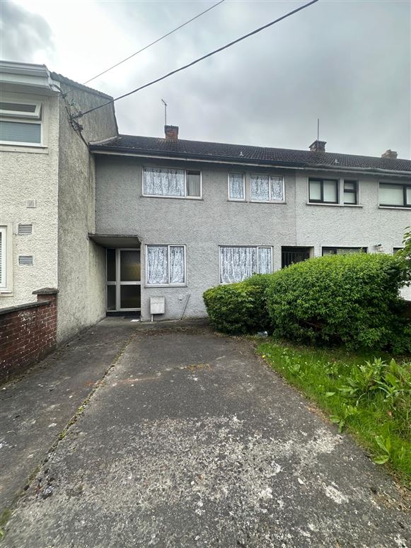 45 Pearse Park , Dundalk, Louth