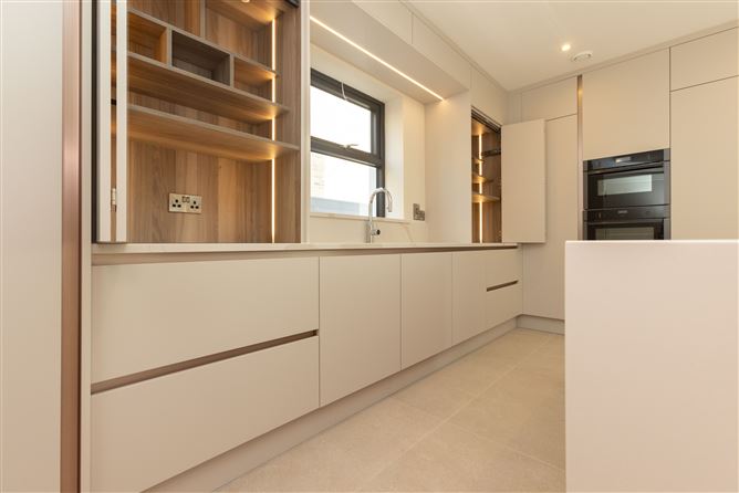 https://photos-a.propertyimages.ie/media/9/2/5/5004529/763addf2-3ad1-4e7c-ac14-bb9a88f553ae_l.jpg