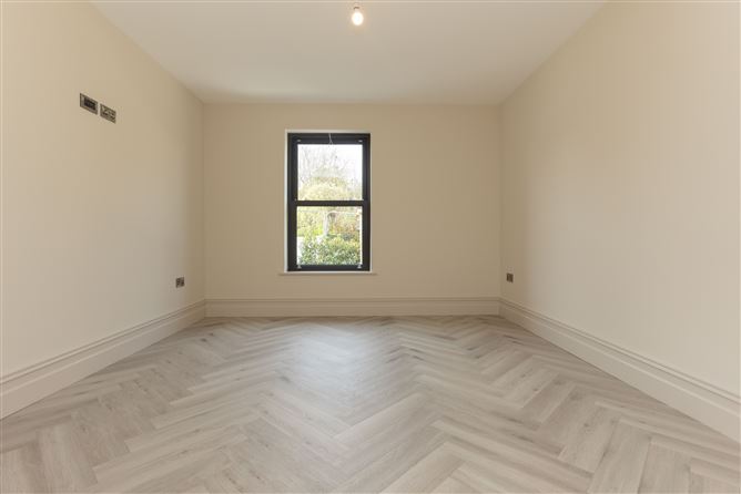 https://photos-a.propertyimages.ie/media/9/2/5/5004529/763addf2-3ad1-4e7c-ac14-bb9a88f553ae_l.jpg