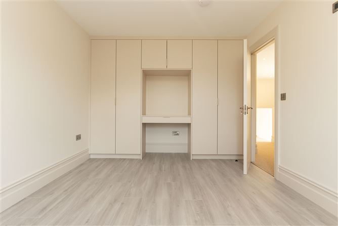 https://photos-a.propertyimages.ie/media/9/2/5/5004529/763addf2-3ad1-4e7c-ac14-bb9a88f553ae_l.jpg
