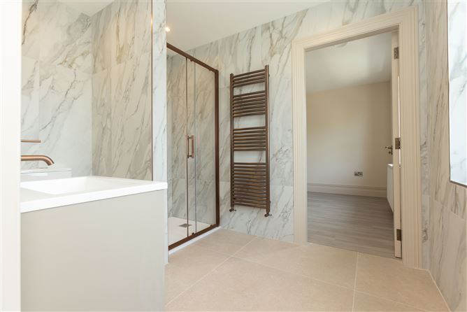 https://photos-a.propertyimages.ie/media/9/2/5/5004529/763addf2-3ad1-4e7c-ac14-bb9a88f553ae_l.jpg