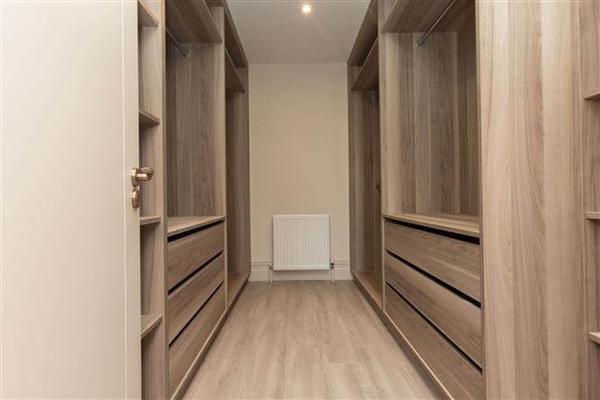 https://photos-a.propertyimages.ie/media/9/2/5/5004529/763addf2-3ad1-4e7c-ac14-bb9a88f553ae_l.jpg