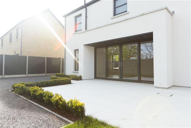 https://photos-a.propertyimages.ie/media/9/2/5/5004529/763addf2-3ad1-4e7c-ac14-bb9a88f553ae_l.jpg