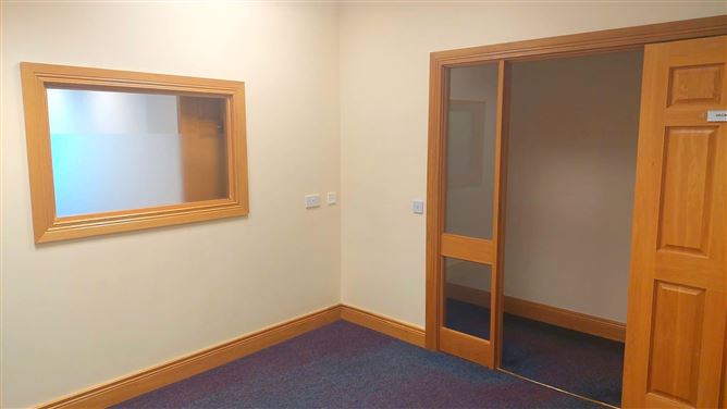 Tuam Road Retail Centre, Tuam Road, Galway City