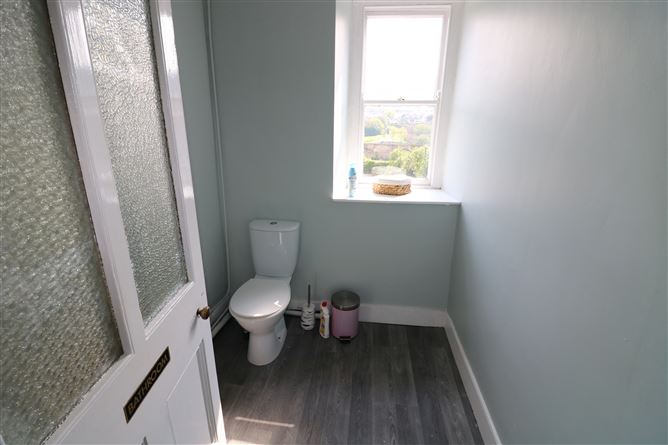 44 Main Street, Carrick-on-Suir, Tipperary