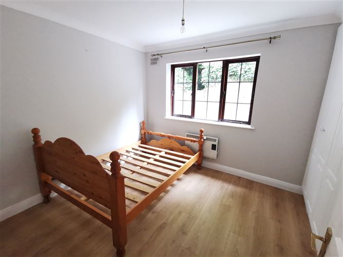 1 Coach Houses, Batchelors Lane, Drogheda, Louth