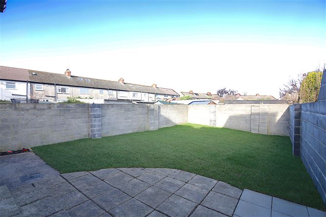 8 Muckross Avenue, Perrystown,   Dublin 12
