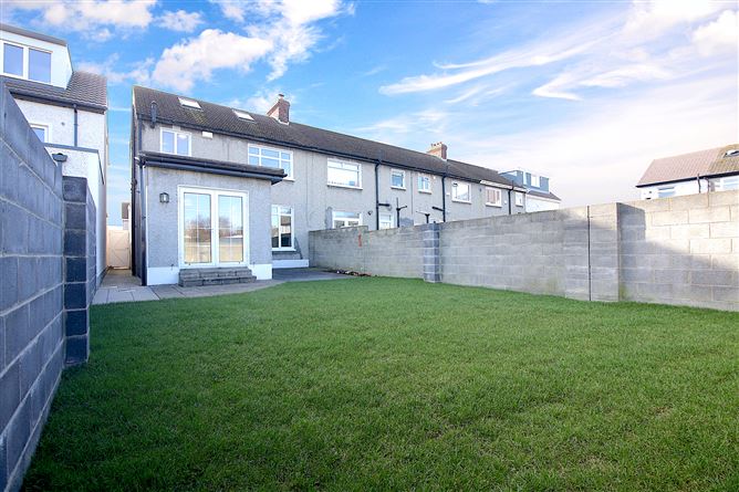 8 Muckross Avenue, Perrystown,   Dublin 12