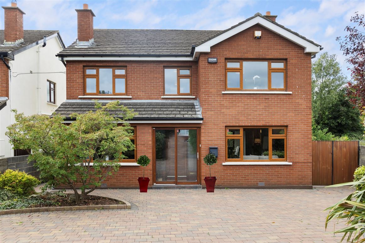 40 Oakdale Drive, Off Johnstown Road, Cabinteely, Co. Dublin