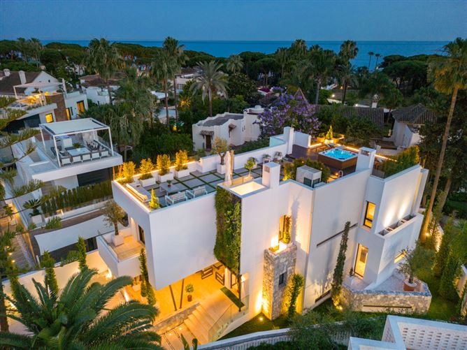 Spain, Marbella, Marbella Golden Mile - COSTA-00299P