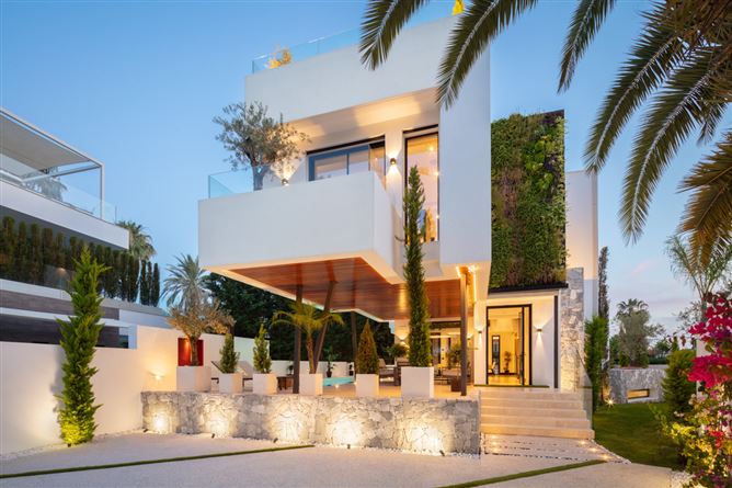 Spain, Marbella, Marbella Golden Mile - COSTA-00299P