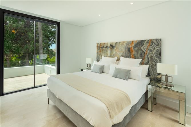 Spain, Marbella, Marbella Golden Mile - COSTA-00299P