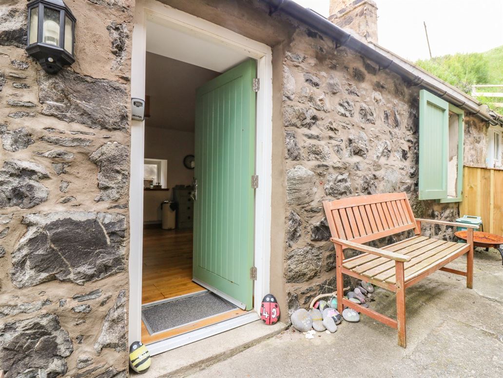 49 Crovie Village,Crovie, Aberdeenshire, Scotland