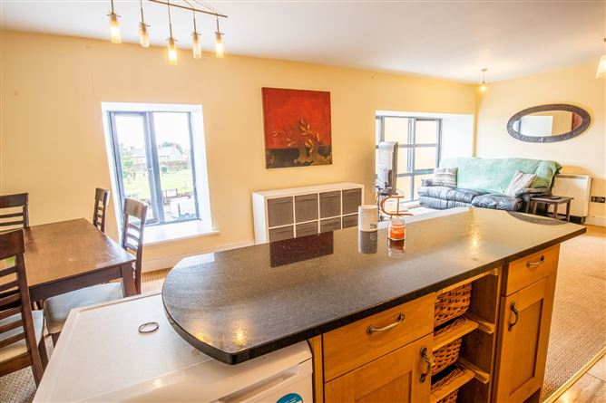 8 Aldercourt, Ferns, Co. Wexford