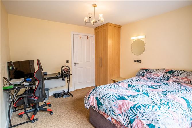 8 Aldercourt, Ferns, Co. Wexford