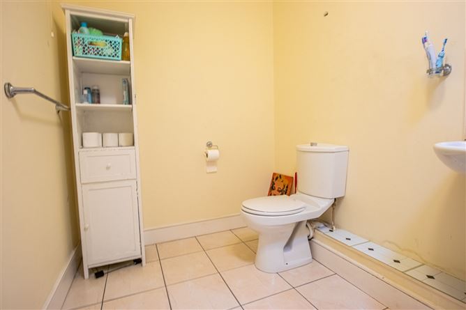 8 Aldercourt, Ferns, Co. Wexford