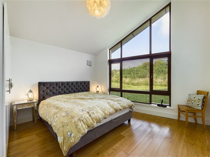 23 Hook View, Dunmore East, Waterford