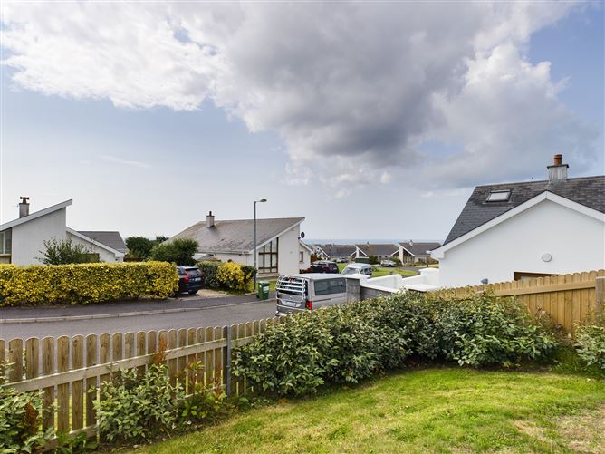 23 Hook View, Dunmore East, Waterford