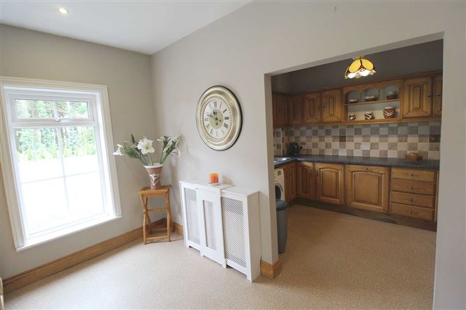 11 Silvergrove, Ballybeg, Ennis, County Clare