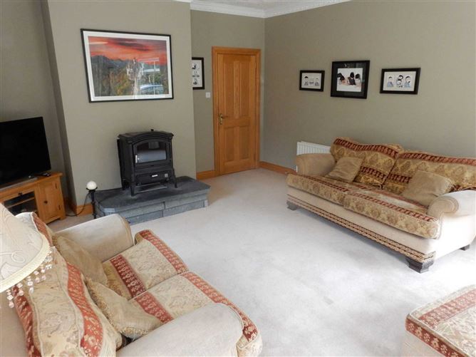 11 Silvergrove, Ballybeg, Ennis, County Clare